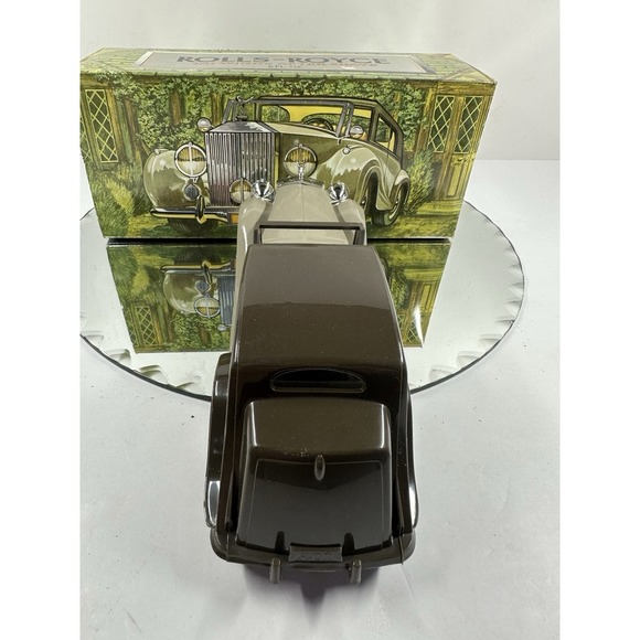 Vintage AVON Rolls - Royce Car decanter Deep Woods After Shave FULL w/ Box Retro - Picture 3 of 11
